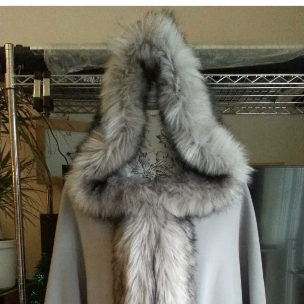 hooded faux fur cape / poncho